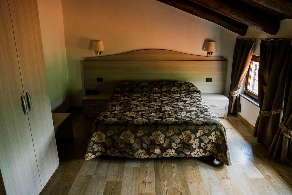 Agriturismo Cascina Del Vai Cairo Montenotte Exterior photo