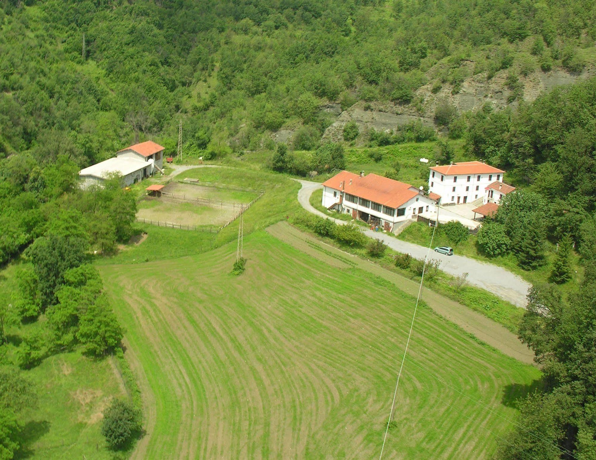 Agriturismo Cascina Del Vai Cairo Montenotte Exterior photo