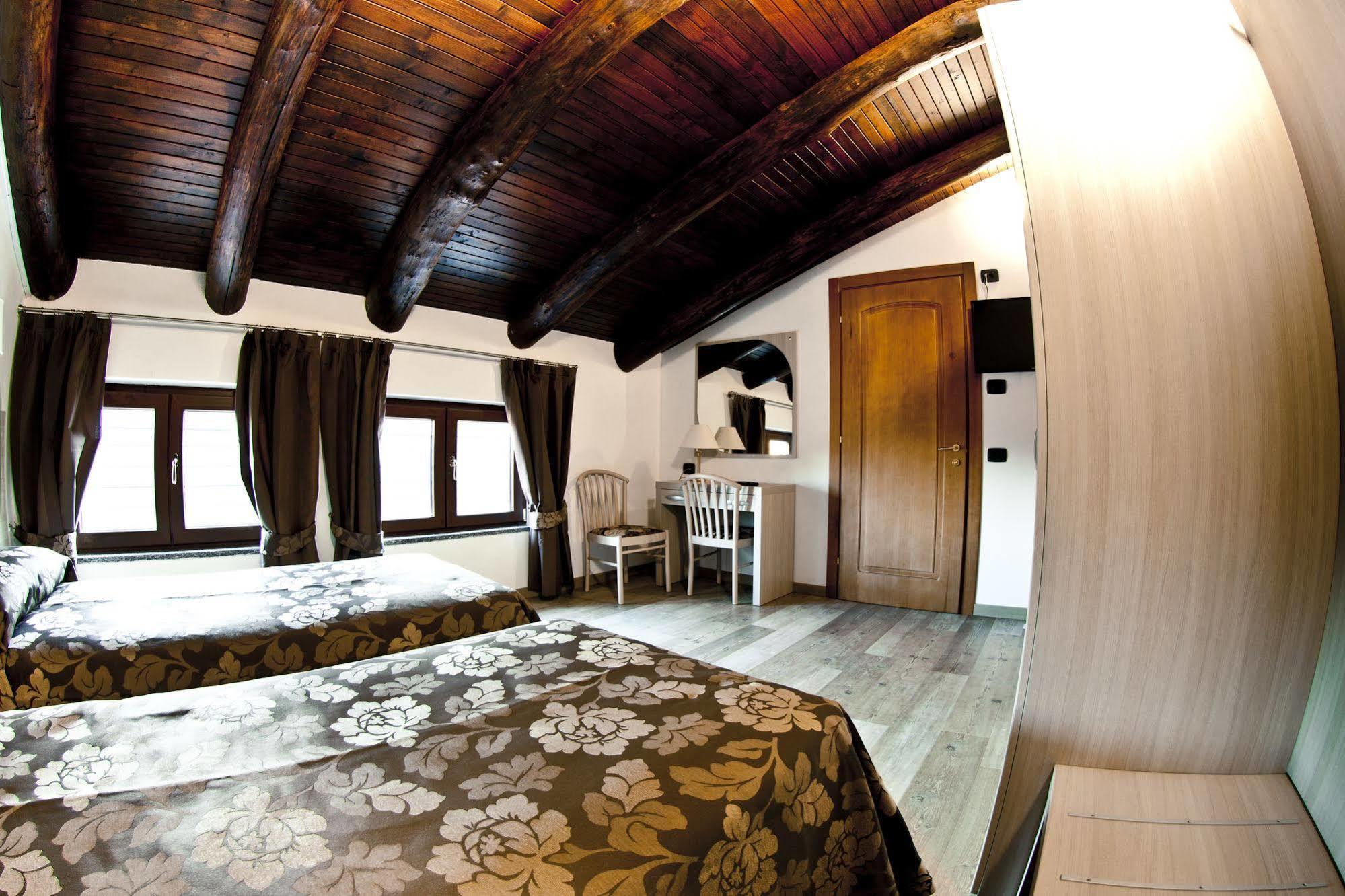 Agriturismo Cascina Del Vai Cairo Montenotte Exterior photo