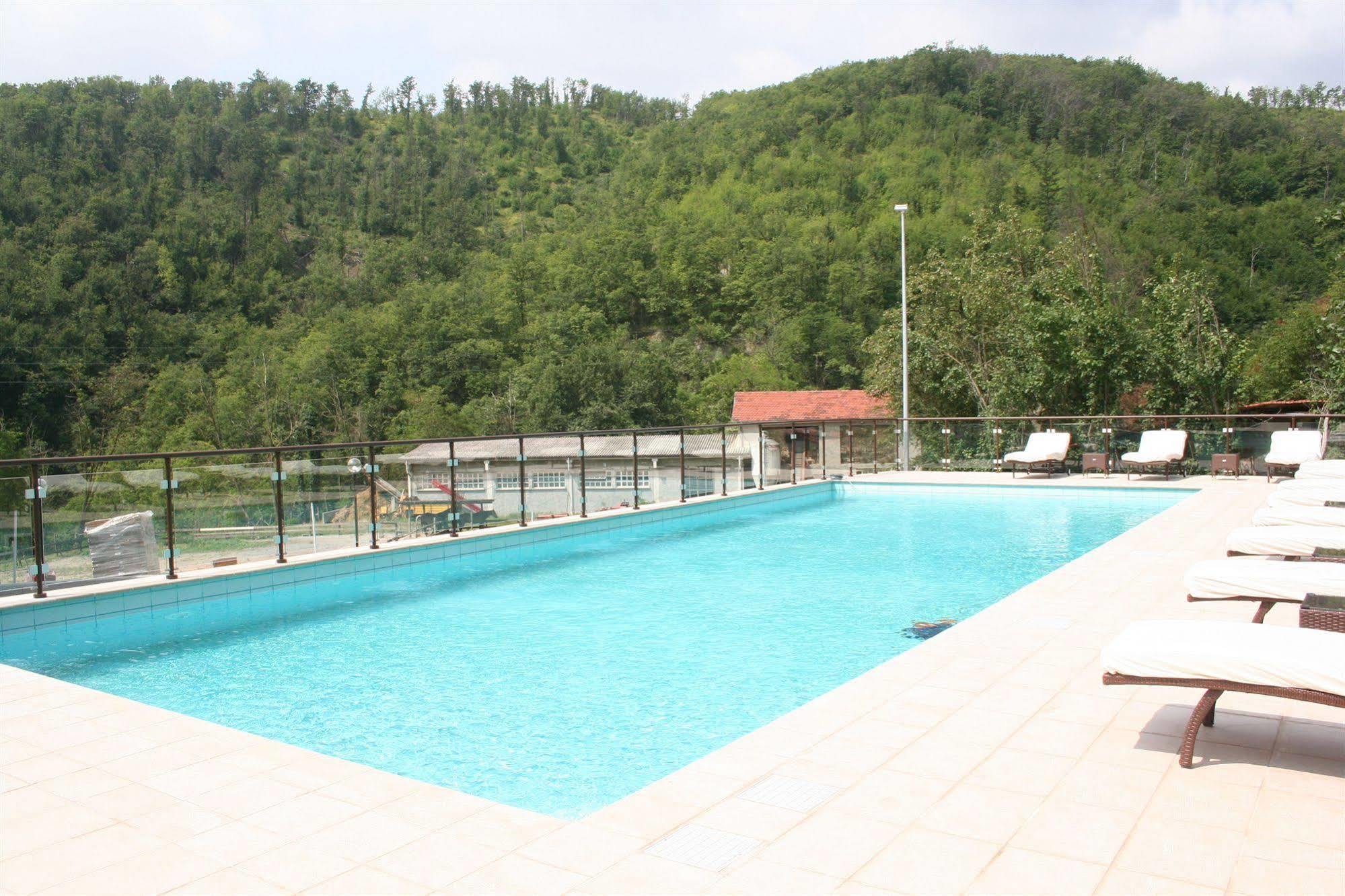 Agriturismo Cascina Del Vai Cairo Montenotte Exterior photo